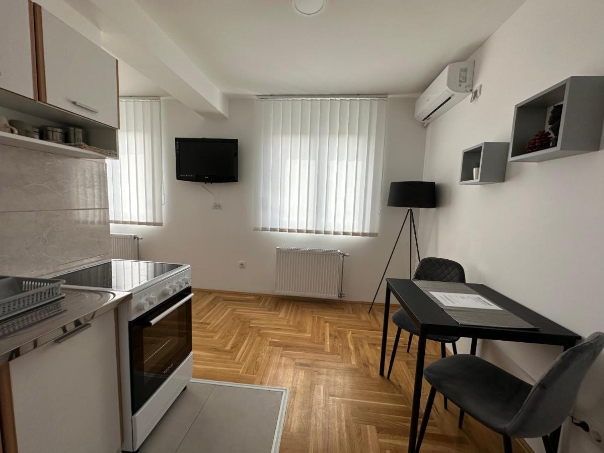 Aura Apartment เบลเกรด ภายนอก รูปภาพ